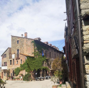 Autunno tra Toscana e Umbria Lago Trasimeno Agriturismo Borgo Cenaioli